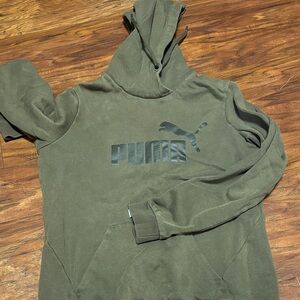 PUMA women’s Green Hoodie